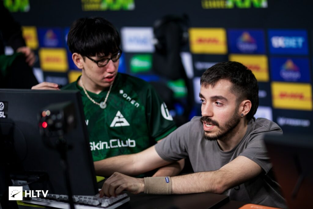 完美世界电竞公布CAC 2025新规：直邀战队增至五支，预选赛赛制升级，上海电竞赛事再燃战火